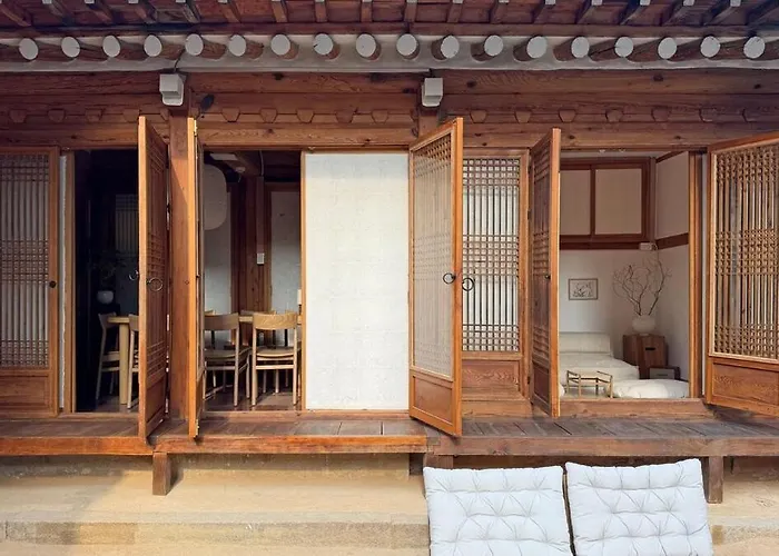 Namhyundang Premium Authentic Hanok 4r4b 빌라 *