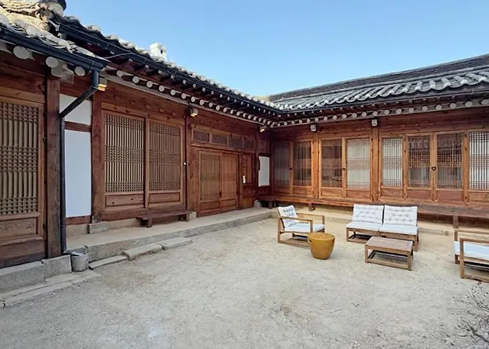 Namhyundang Premium Authentic Hanok 4r4b 빌라 서울특별시