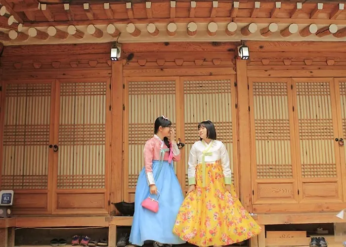 Namhyundang Premium Authentic Hanok 4r4b