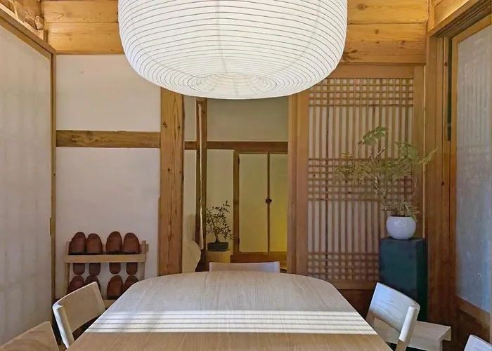 빌라 Namhyundang Premium Authentic Hanok 4r4b