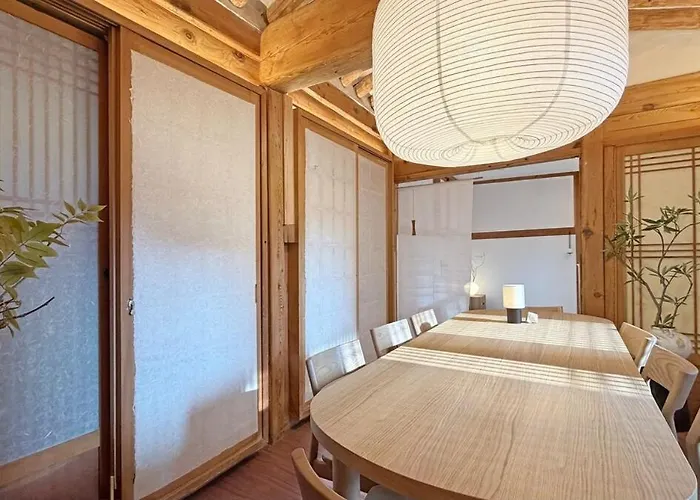 빌라 Namhyundang Premium Authentic Hanok 4r4b 서울특별시