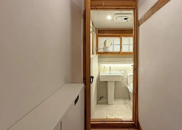 Namhyundang Premium Authentic Hanok 4r4b 빌라 서울특별시